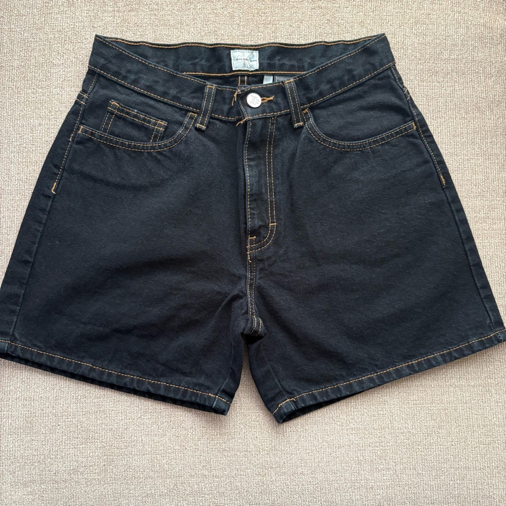 Calvin Klein Women’s Black Denim Jean Shorts Low Rider Size 8
